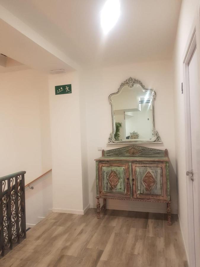 马德里 Palafox 23旅舍 外观 照片
